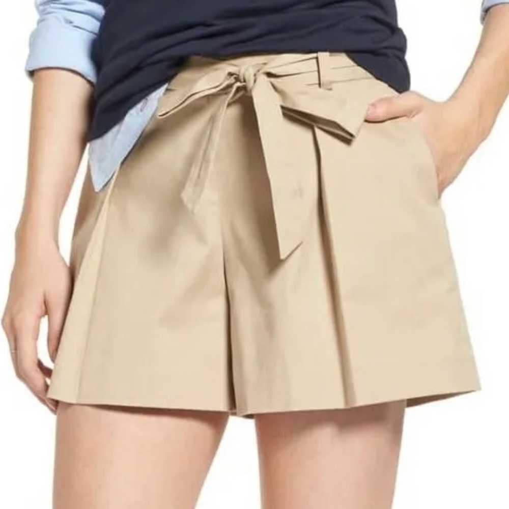 1901 Women’s Pleated Twill Bow Front Women's Shorts Size 12 Beige Humus